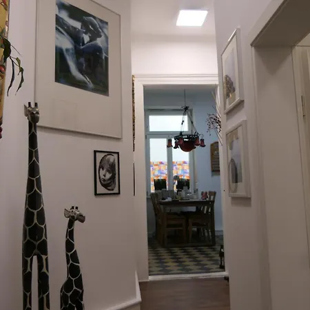 Vollmoebiliertes Auf Zeit In Innenstadt Von Apartment *